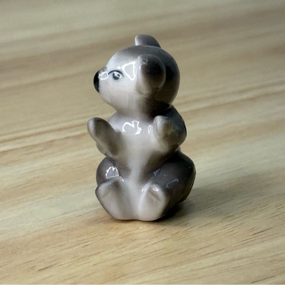 Vintage Bug House Baby Koala Miniature Bone China Figurine Japan - Picture 5 of 14